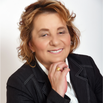 Cziráki Móni pénzügyi és befektetési tanácsadó